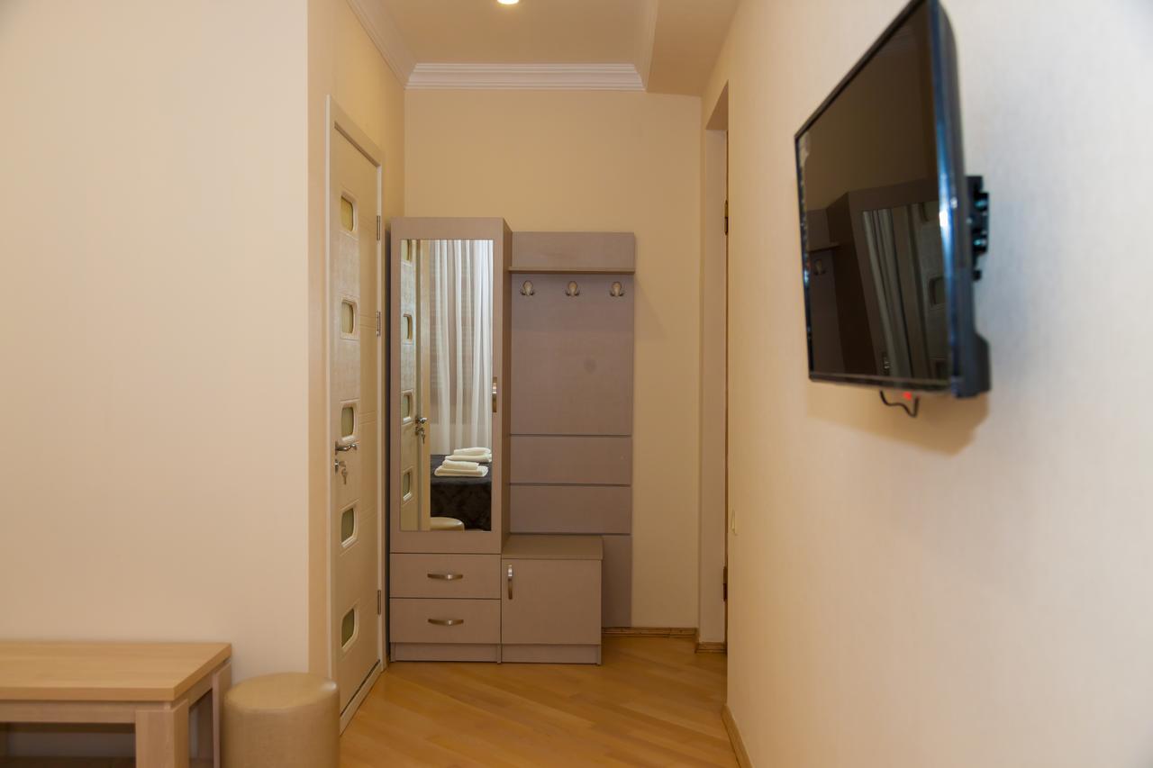 Holiday Rooms 第比利斯 外观 照片
