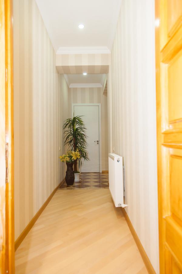 Holiday Rooms 第比利斯 外观 照片
