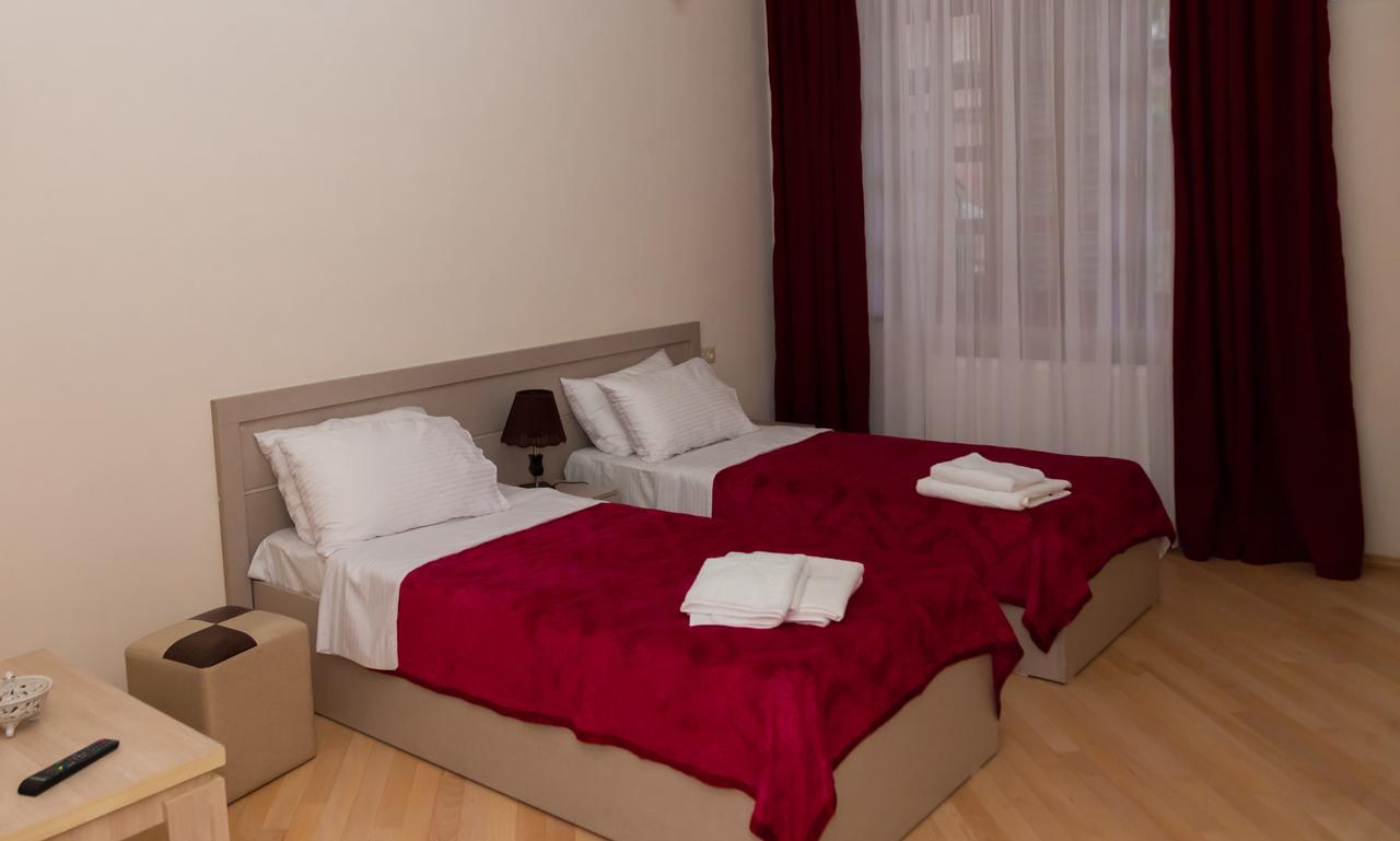 Holiday Rooms 第比利斯 外观 照片