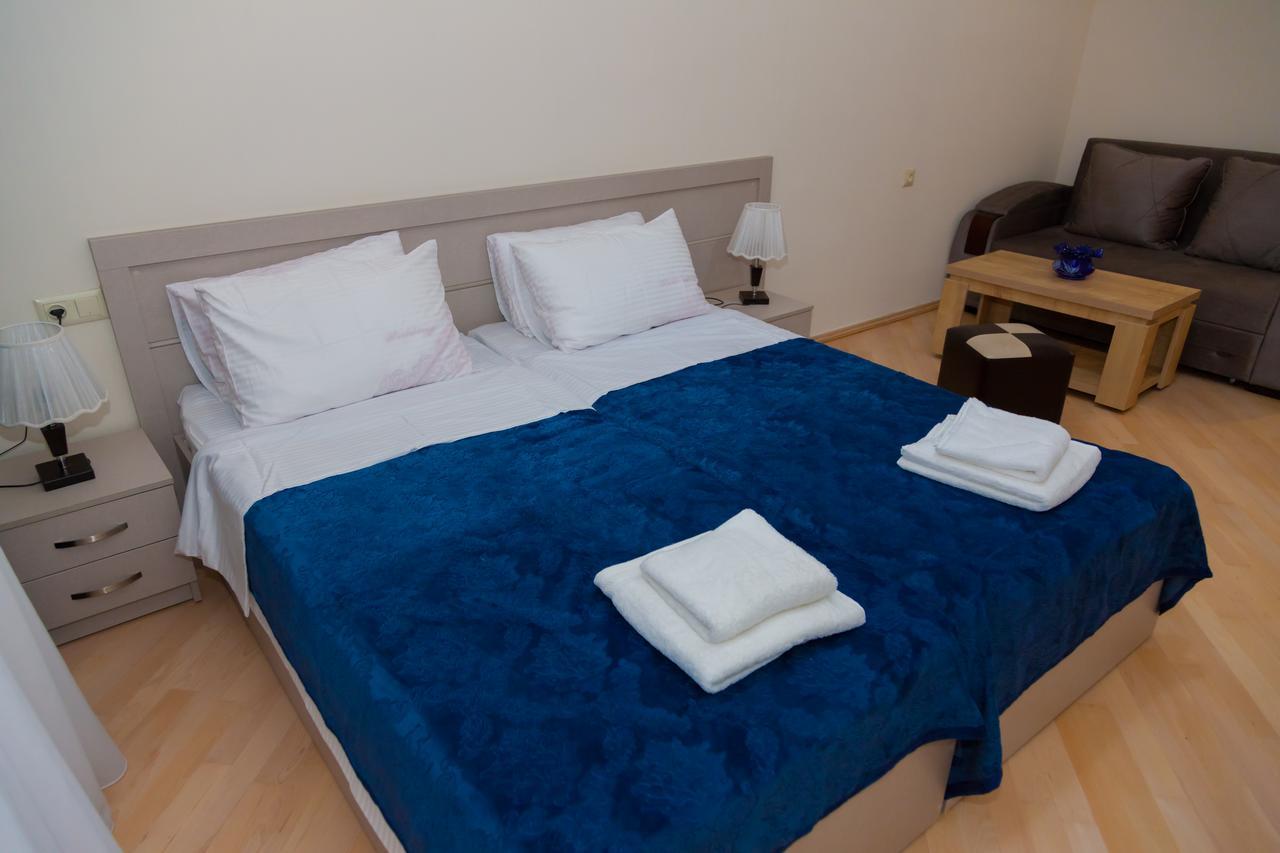 Holiday Rooms 第比利斯 外观 照片